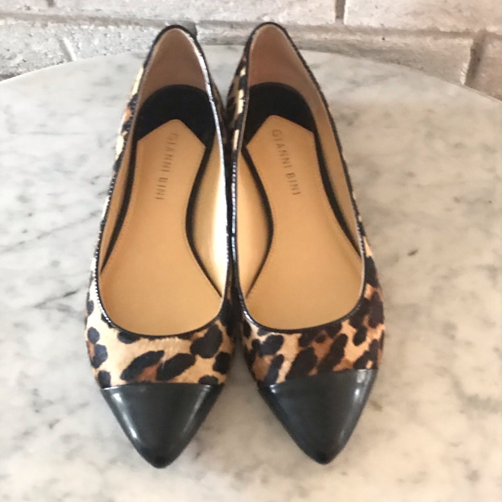 Faux fur flats
